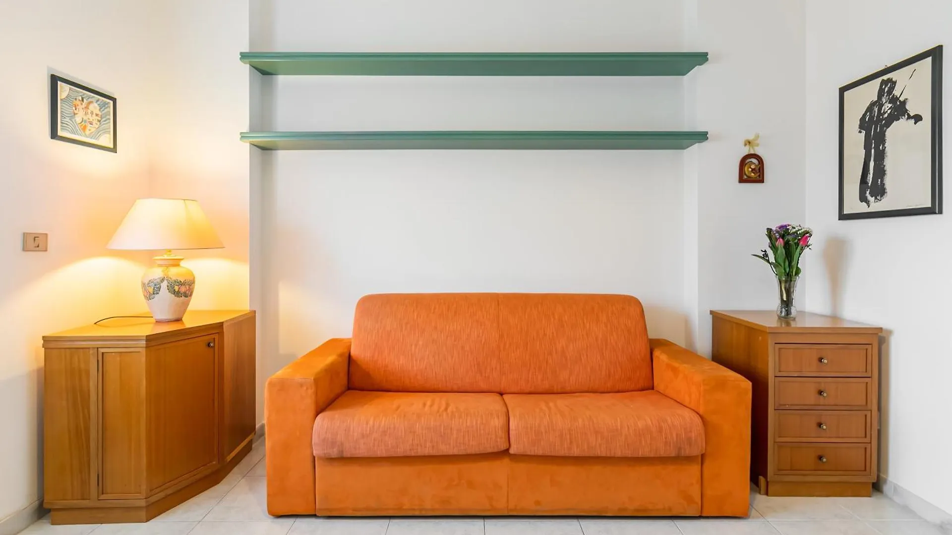 Palazzo Reale & Piazza Indipendenza Roomy Flat Palermo 0*,