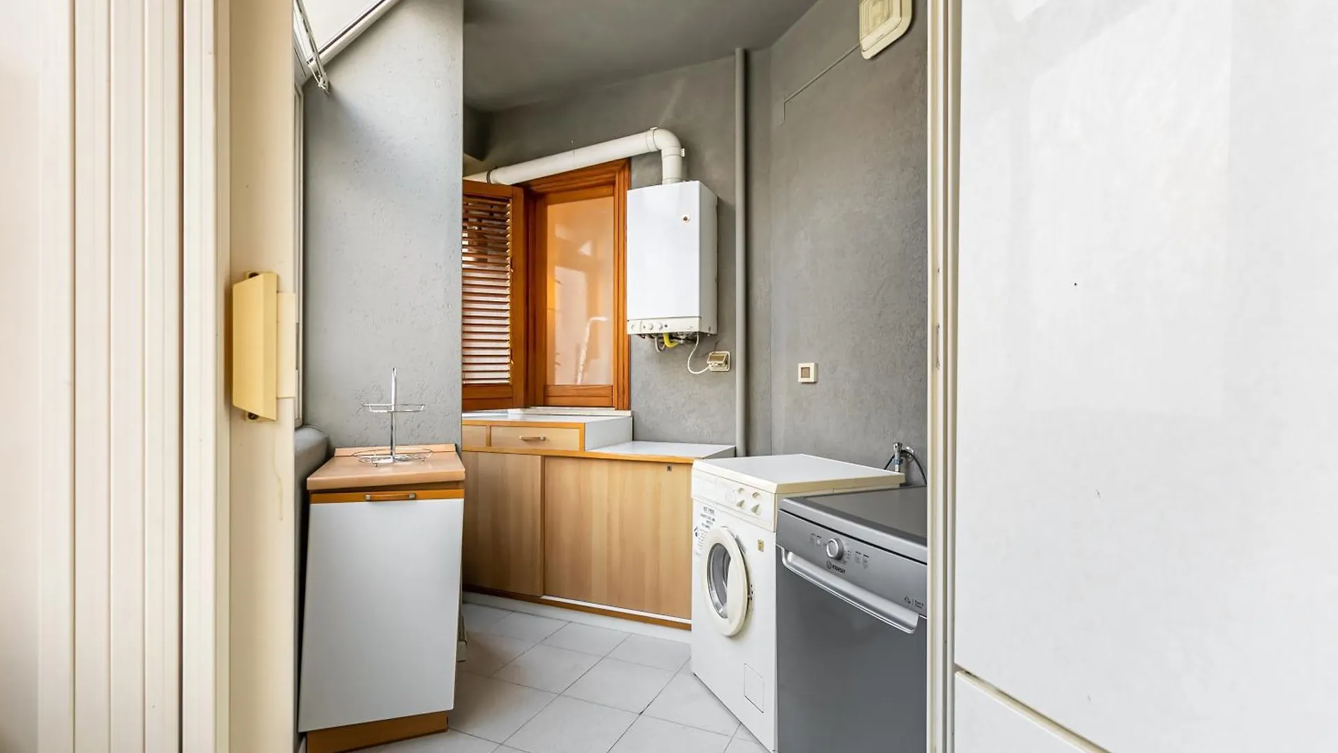 Apartment Palazzo Reale & Piazza Indipendenza Roomy Flat Palermo